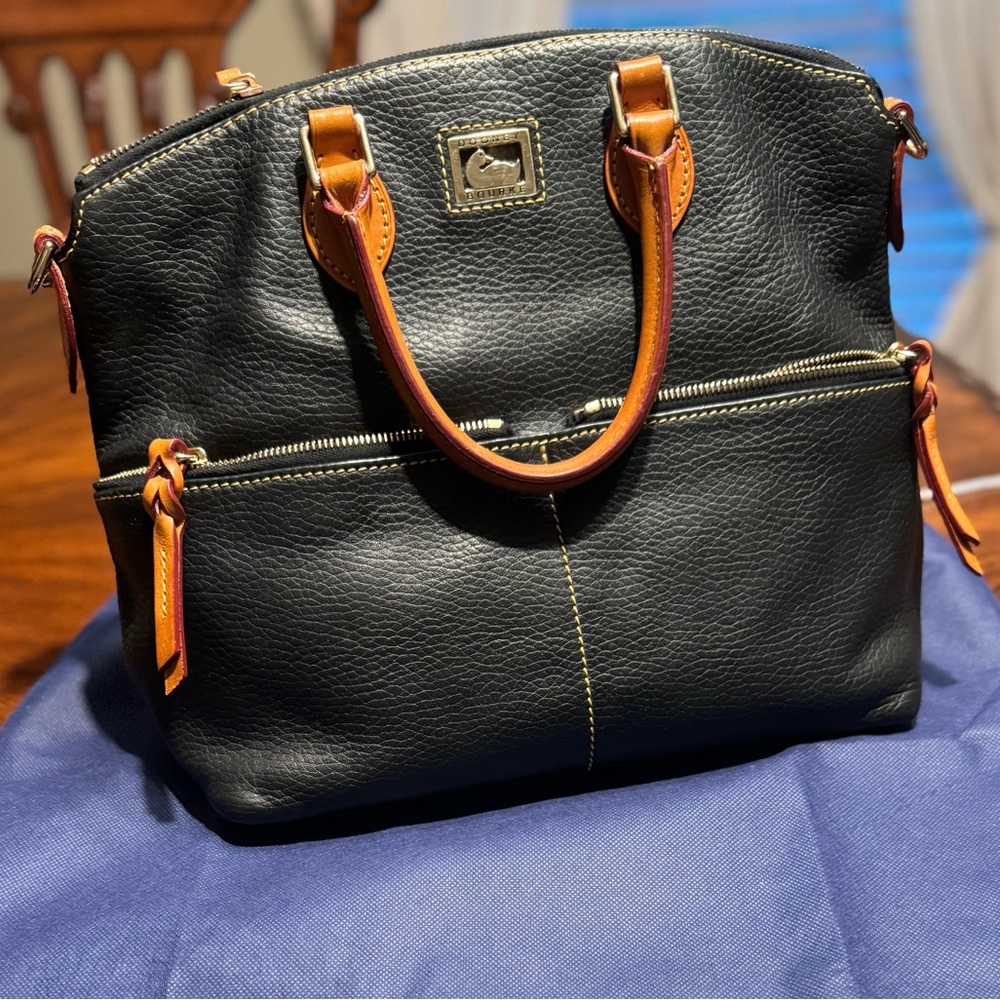 Dooney and Bourke handbag.